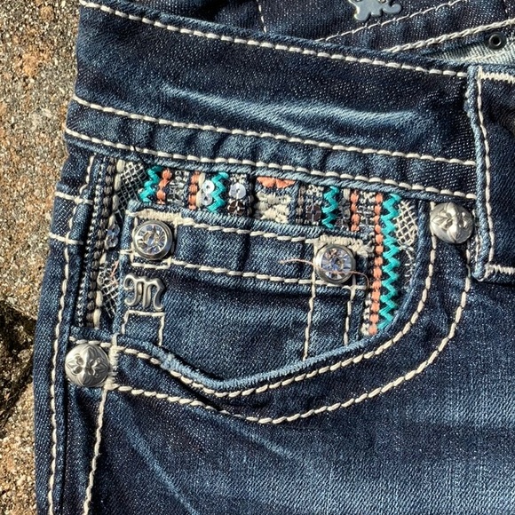 NEW WITH TAGS MISS ME SIGNATURE BOOT CUT JEANS, SIZE 30, INSEAM 34 - Picture 6 of 10